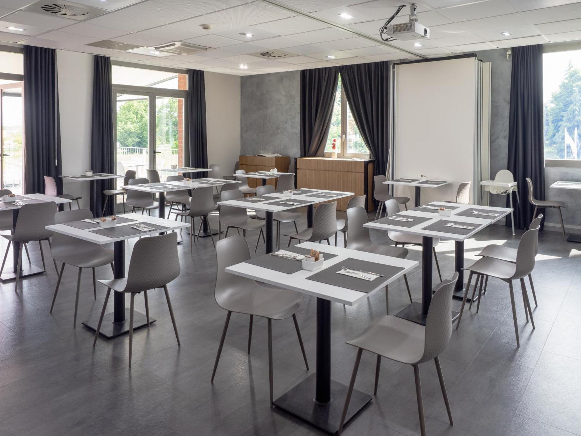 Daytona Business Hotel Колекио Екстериор снимка