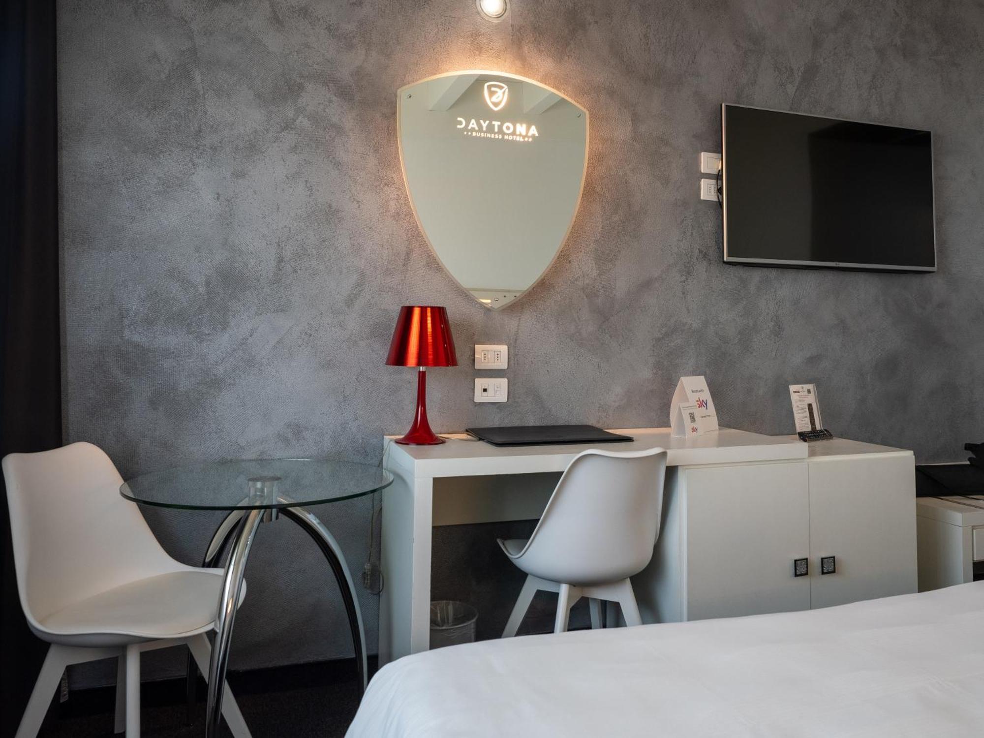 Daytona Business Hotel Колекио Екстериор снимка