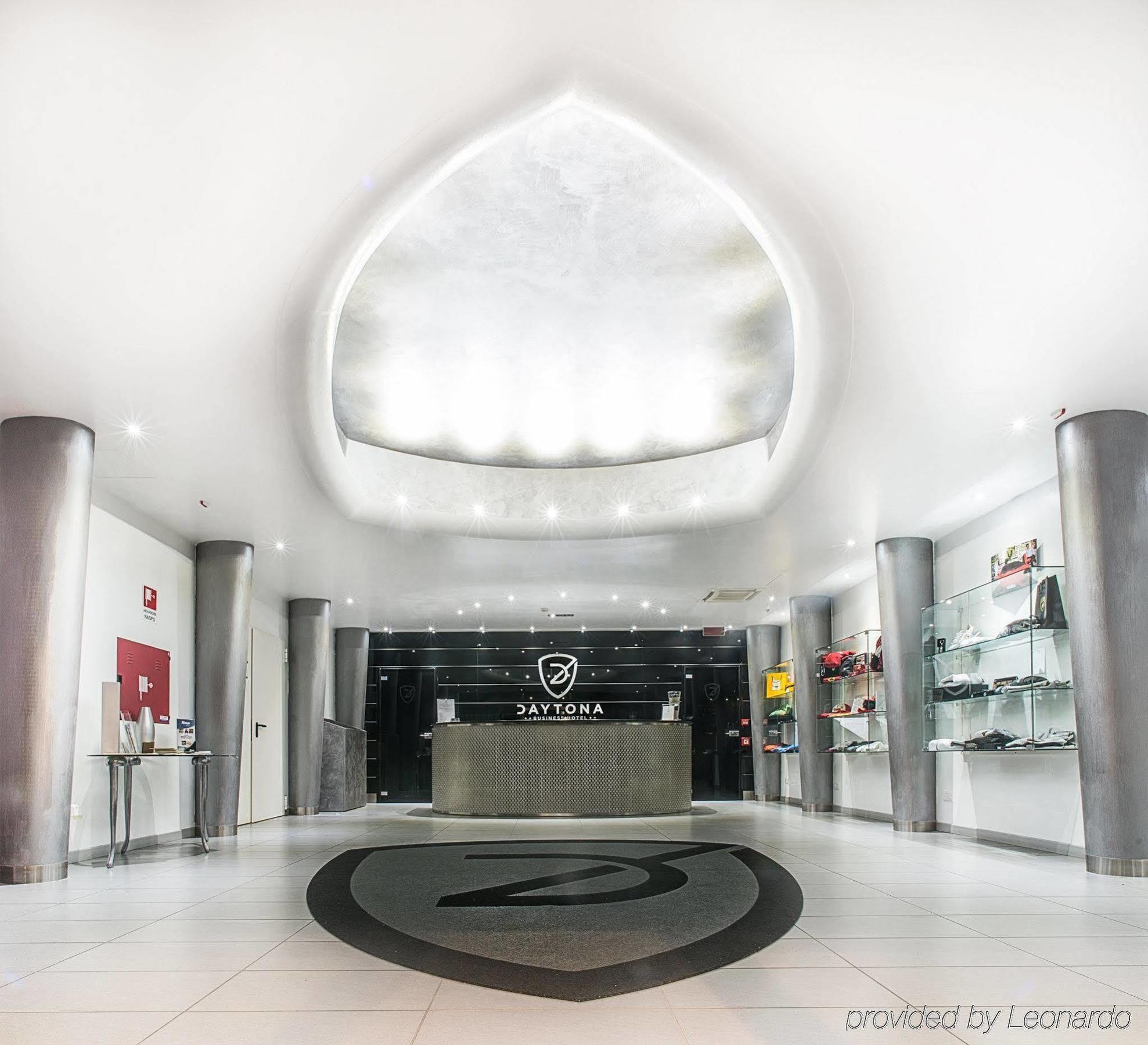 Daytona Business Hotel Колекио Екстериор снимка