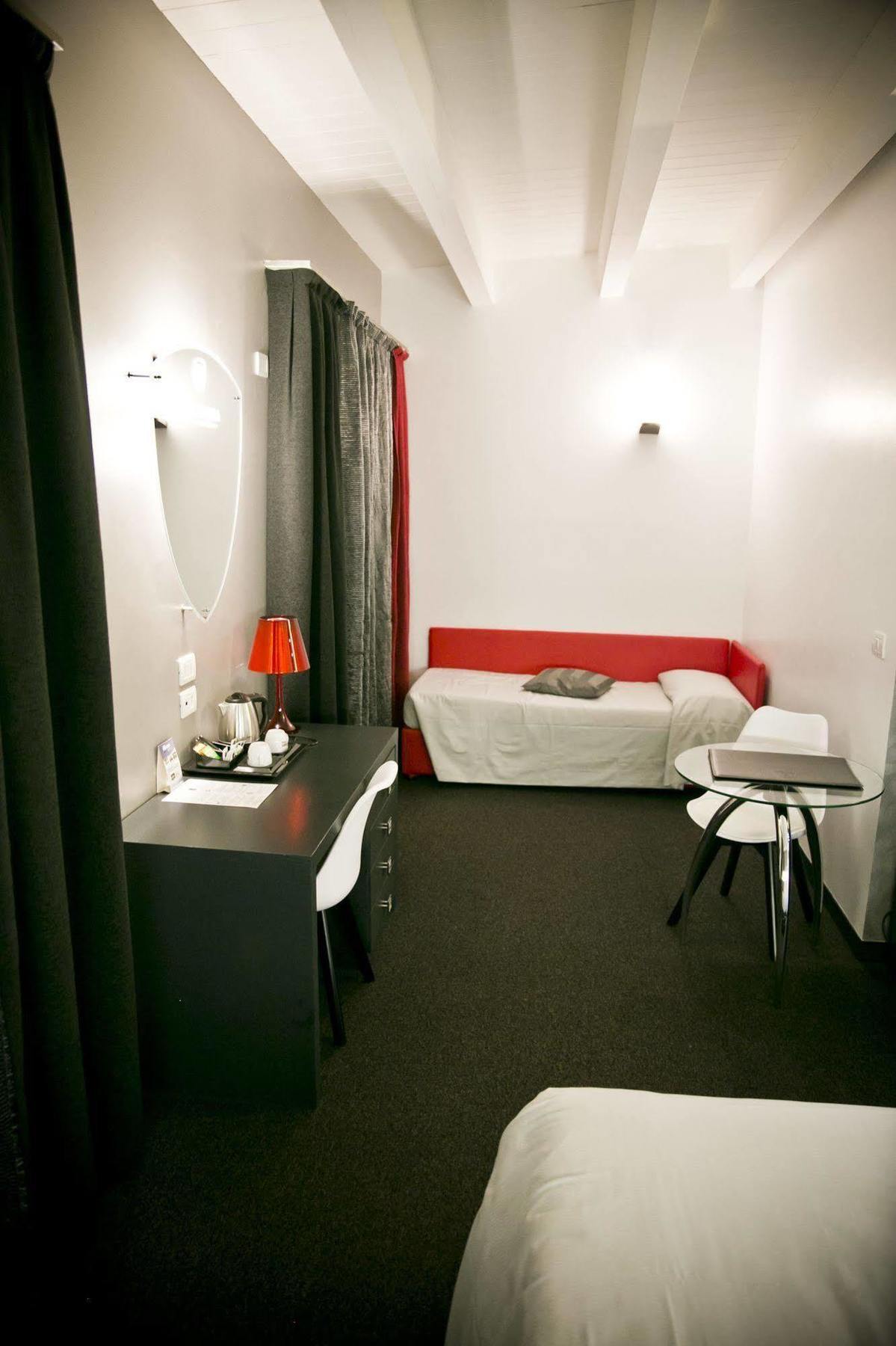 Daytona Business Hotel Колекио Екстериор снимка