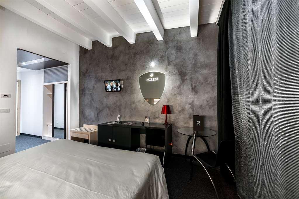 Daytona Business Hotel Колекио Стая снимка